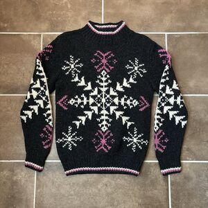 Vintage 90s The Woolrich 100% Wool Snowflake Sweater Size Large Thick And Cozy